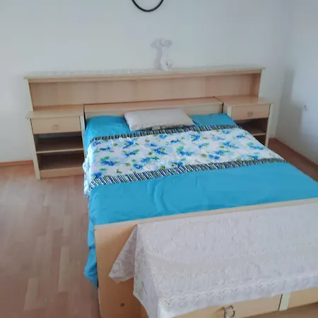 Vintage Dom Oda ve Kahvaltı *